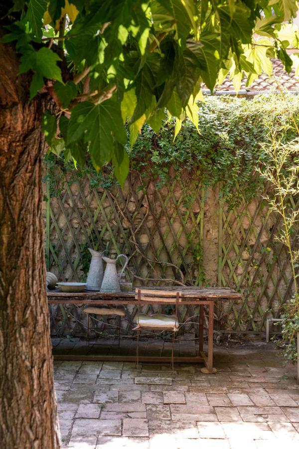 Maison Xixe Et Jardin En Intramuros Avignon Exterior photo